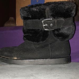 Guess boots!